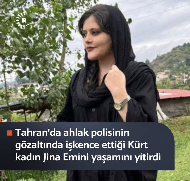 Ahlak ilk önce kendinden geçer. Edep ve ahlak, dinden önce gelir. Ahlakı olmayanın dini, dini olmayanın ahlakı olmaz! 

İran’da ahlaksız, sözde Ahlak Polisleri yıllarca ahlak adı altında zülüm yaptı!

Kadınların özgür olmaması, erkeklerin bencilliğinin göstergesidir!