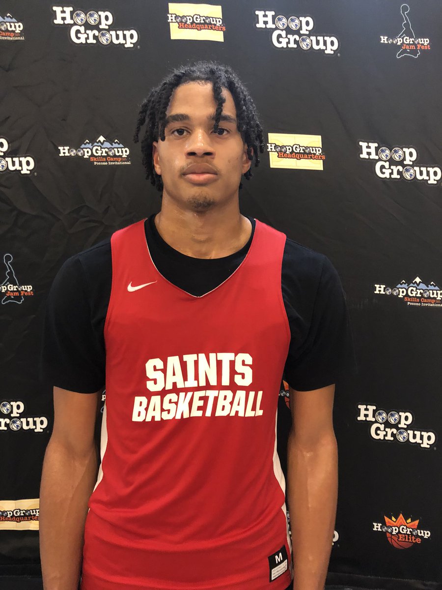 TheHoopGroup's tweet photo. 🌎 2023 Wing Bryson Wilson (@bryson_w__) Using his strong frame to finish through contact and smooth jumper to knockdown the 3 gave St. Stephens St. Agnes an early victory over Milford Mill.
#DMVHSShowcase | @SSSAS_MBB https://t.co/vM8VGKTwzD