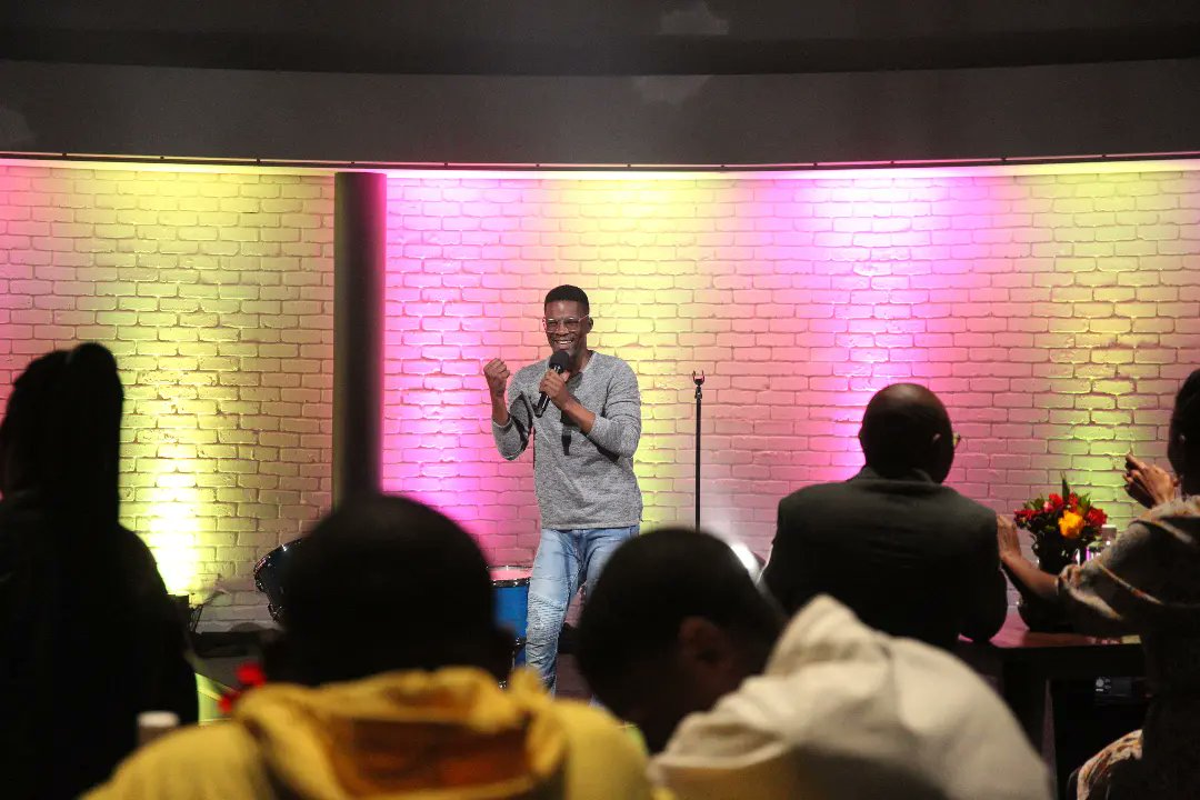 ONEGospel's tweet photo. We're about to enter the jesters quarters. The labour's of love & laughter live here. We hope you enjoy tonight's episode at 19:00. God bless. 🤲🏼❤
#1GLTBL #onegospel #christiancomedy #cleancomedy #saturdaystandup #localcomedy https://t.co/Tey6wlmrH2