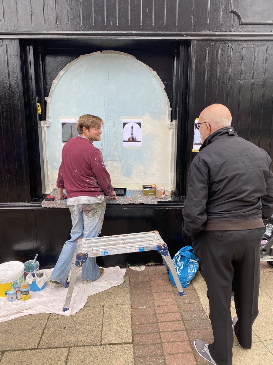 danieldaviesRPL's tweet photo. Loads more murals have been going up in NewBrighton over the last week - 3 local artists @BREZARTSTUDIO @JoeForrestArt Lucas &amp; Akeks from Poland &amp; @douggillen from @FifthWallTV back up after his first trip here in 2020 doing an update. Old NB,StarWars &amp;the amazing @TheMysterines https://t.co/U2VEIPizih