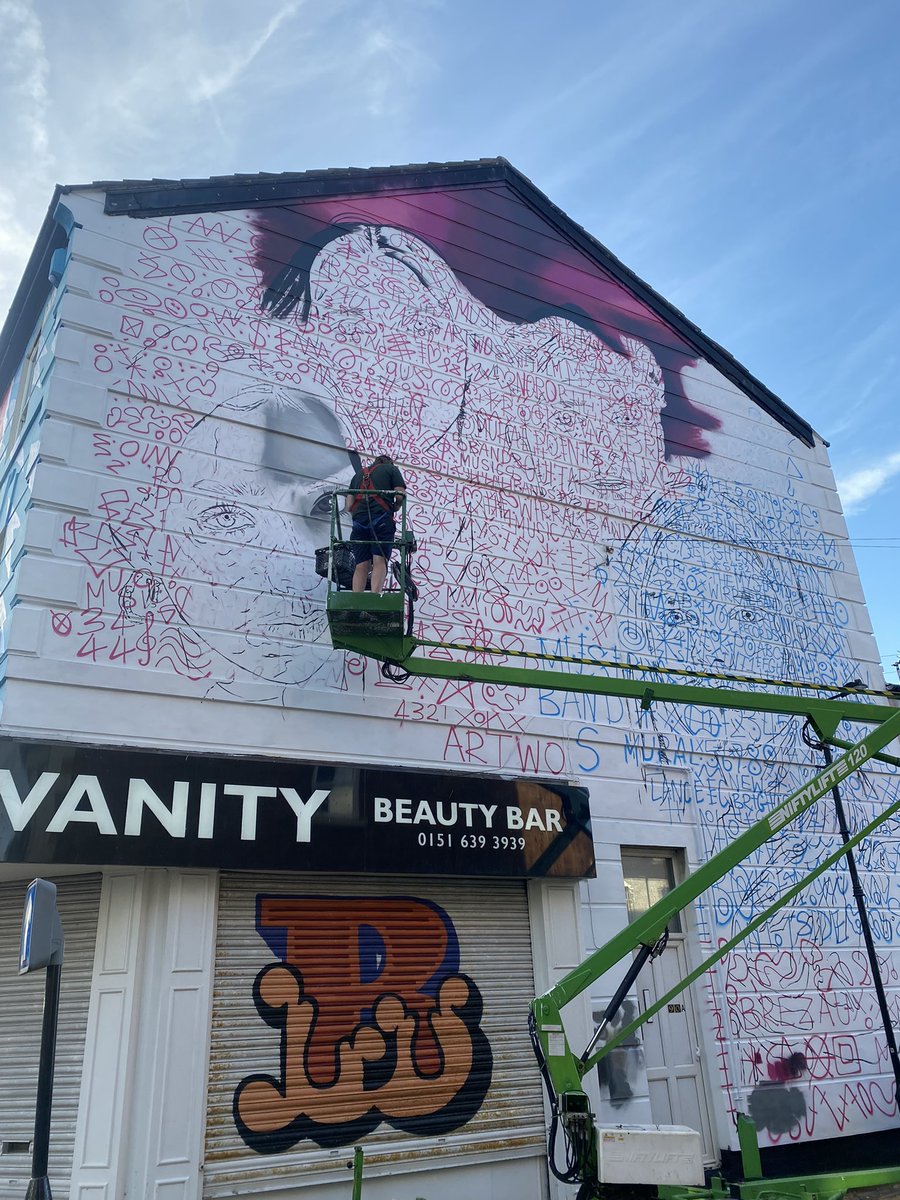 danieldaviesRPL's tweet photo. Loads more murals have been going up in NewBrighton over the last week - 3 local artists @BREZARTSTUDIO @JoeForrestArt Lucas &amp; Akeks from Poland &amp; @douggillen from @FifthWallTV back up after his first trip here in 2020 doing an update. Old NB,StarWars &amp;the amazing @TheMysterines https://t.co/U2VEIPizih