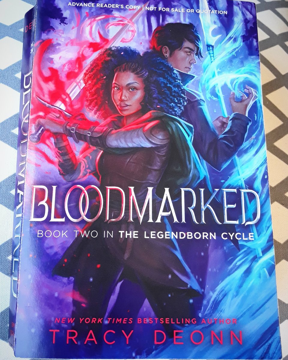 Finished BLOODMARKED🔥 So good! A great sequel! Keeps moving quickly w lots of action. Also delves deeper into Bree's powers, where they come from,& how she can learn to control them. + there's maybe a love triangle/throuple...?😉 Out in Nov so preorder now!😄📚💜#booksellerjaya