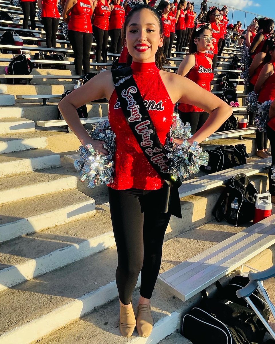 StevensPepSquad's tweet photo. Congratulations to our Officer of the Week: Amya and Soaring Wings of the Week Abby and Jaselle ♥️🖤 #stevens #soaringwingspepsquad https://t.co/5q2wRn4cxQ