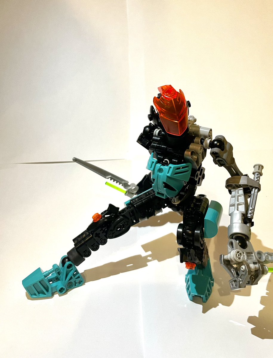 Inknika1's tweet photo. More pictures #Bionicle #Lariska #moc #fanon #contest #lego https://t.co/11dOJQtQhO
