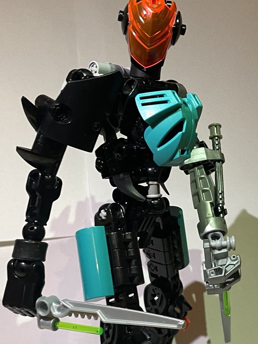 Inknika1's tweet photo. More pictures #Bionicle #Lariska #moc #fanon #contest #lego https://t.co/11dOJQtQhO
