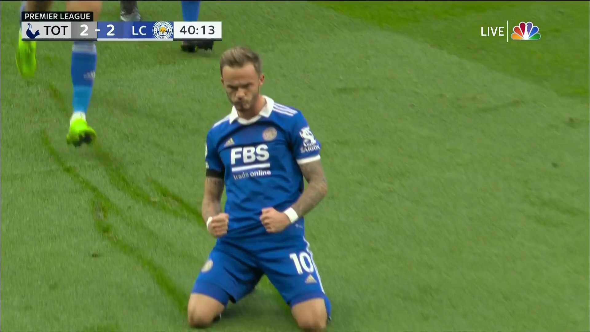 James Maddison with a clever finish to bring Leicester level. 🥶 

(🎥 @NBCSportsSoccer)”