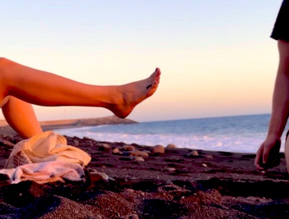 tinymiss03's tweet image. You have no choice but to spend your weekend worshipping me while I relax on the beach. We both know you’ve got nothing better to do with your pathetic time and money. Let’s have some fun 🐷💸 findom paypig