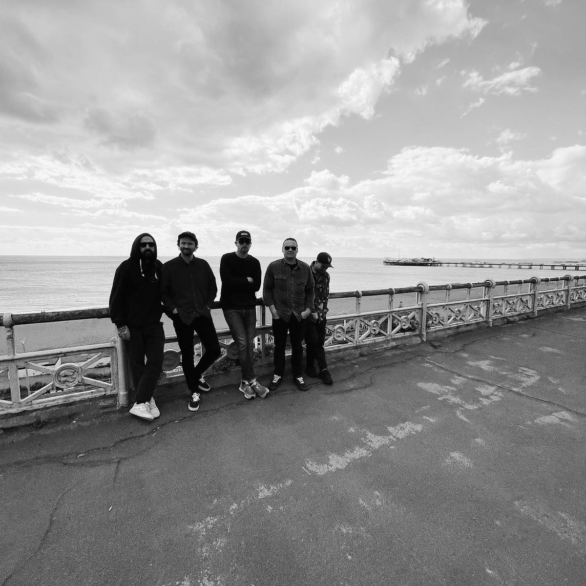 Rob_Hawkinsuk's tweet photo. More of Lonely the Brave. Brighton. 16.09.22 https://t.co/R3iIFz9BE0