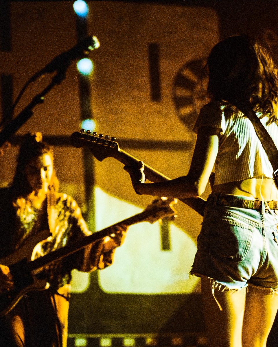 Hocofest's tweet photo. WARPAINT
📸 Lucinda Guarderas
#hocofest #35mm https://t.co/5SRgfqyS4A
