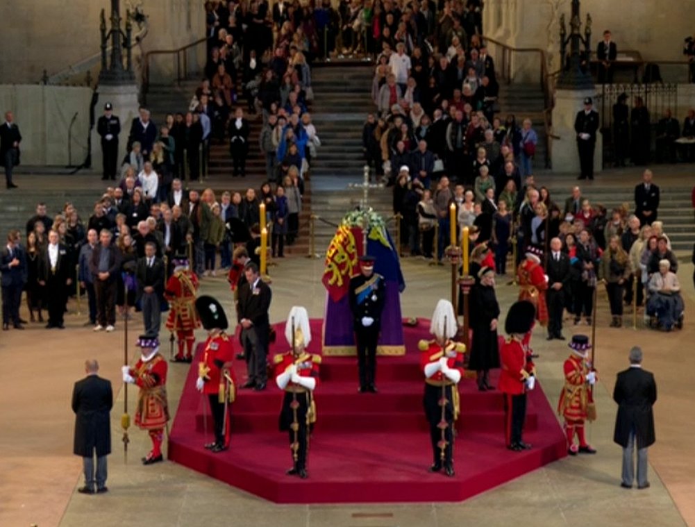 The vigil of the grandchildren of Her Late Majesty Queen Elizabeth II comes to an end.