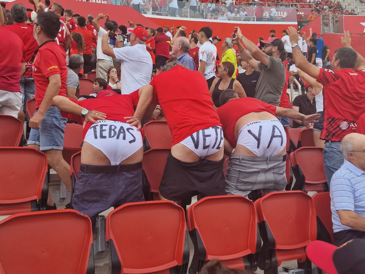 nocontextfooty's tweet photo. https://t.co/Wz5ucDPbJZ