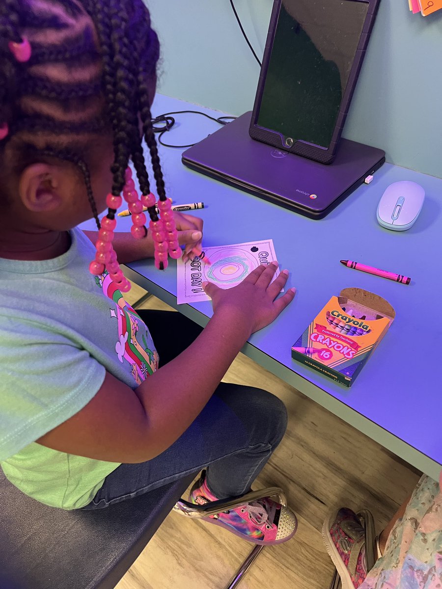 CLand_SWE's tweet photo. Celebrating International Dot Day everyday this past week.  Students designed their dots and used the Quiver app to “bring it to life.” Way to go 1st &amp; 2nd graders.  💙 ⭐️ @HumbleISD_SWE @quivervision 
#DotDay2022
#TheDot https://t.co/SfDeu7WCVb