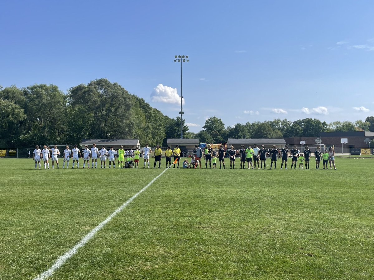bewilliams11's tweet photo. Fun day having two boys soccer programs, Penn and Chesterton, come together to recognize Echo TOPS Soccer. #FaceofSportsmanship @IHSAA1 @The_Pennant @PennHSAthletics @Echo_Soccer https://t.co/89q4CWPnGm