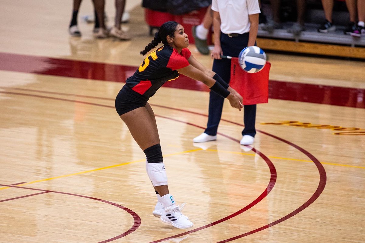 GorillaPhotog's tweet photo. Pitt State volleyball Vs UCM
@GorillasVB #gorillanation https://t.co/HHgp3K0iOD
