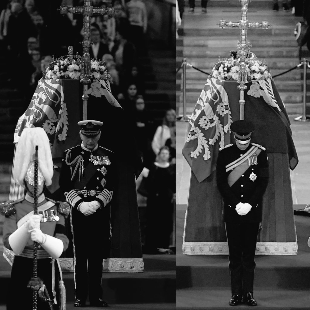 Sapphireblues3's tweet photo. King Charles and Prince William leading The Queens vigil 😭
#KingCharles #PrinceWilliam https://t.co/zcJe2Ba1Wa