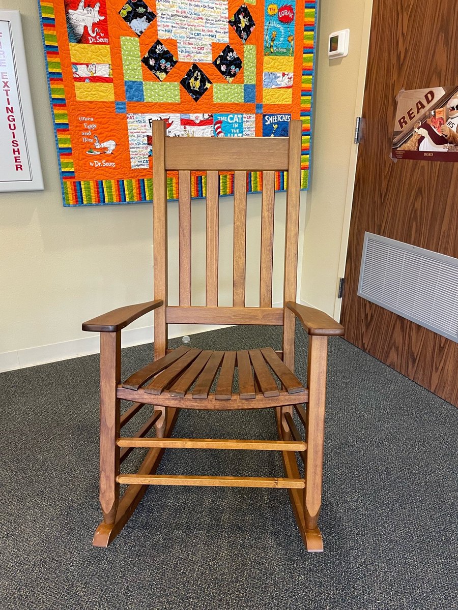 ImaLulingReader's tweet image. Thank you to the Friends of the Library who just purchased a new rocking chair for our kids room! Looking forward to seeing folks bring their children - and grandchildren - to share and enjoy books while here! #luling #kidslibrary #childrensliterature