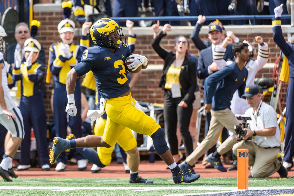 UMichFootball's tweet image. Cheat code 👾