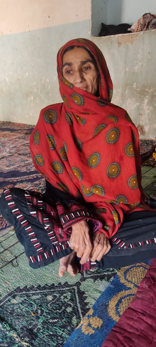 BnmWelfare's tweet photo. Gul Jan 60 yrs, among 1000s refugees who has taken refuge n Western #Balochistan, diagnosed with #Cancer. Refugees in #Iran shud be granted refugee status wd basic #humanitarian assistance, access to healthcare, education n food. @UN @Refugees @UNmigration @RedCross @amnestyusa https://t.co/IkTSJDKhv5