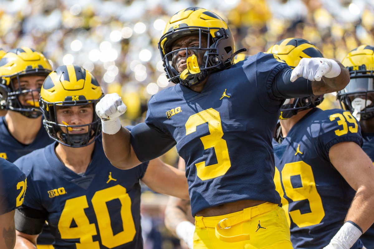 UMichFootball's tweet image. Cheat code 👾