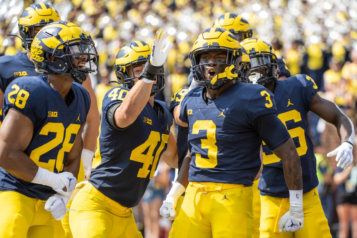 UMichFootball's tweet image. Cheat code 👾