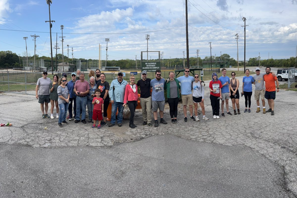 AdubToGo's tweet image. 2022 K&amp;amp;G Cleanup was a success! Our crew is mighty but happy to grow. DM me to be added to the email list next yr. An obnoxious pestering as grief persists is that those we’ve lost will one day be forgotten. Kaitlyn’s Cleanup Crew ensures that will never happen. Appreciate y’all.