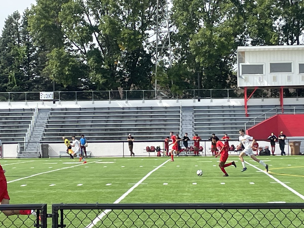 JessicaCabeen's tweet photo. What a beautiful day to cheer on another #austinonline scholar and athlete. #goal #virtualhighschool #onlinelearners #studentathletes https://t.co/uCOFLB9HFL
