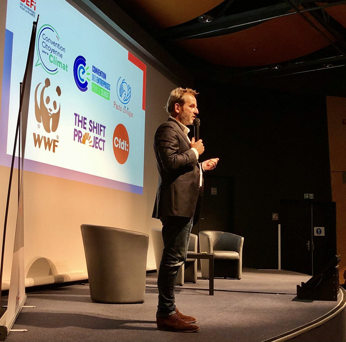 Lecocq_dom's tweet photo. Heureuse d’avoir pu participer à la session #3 du @Le_Grand_Defi
J’ai pu témoigner de mon engagement citoyen au sein de la #ConvCMC organisée par @GrenobleAlpes
L’occasion d’échanger avec d’autres acteurs engagés: @WWFFrance @theShiftPR0JECT @Pacte_civique @CEC_impact @CFDT (1/2) https://t.co/gRSLdqFxfU