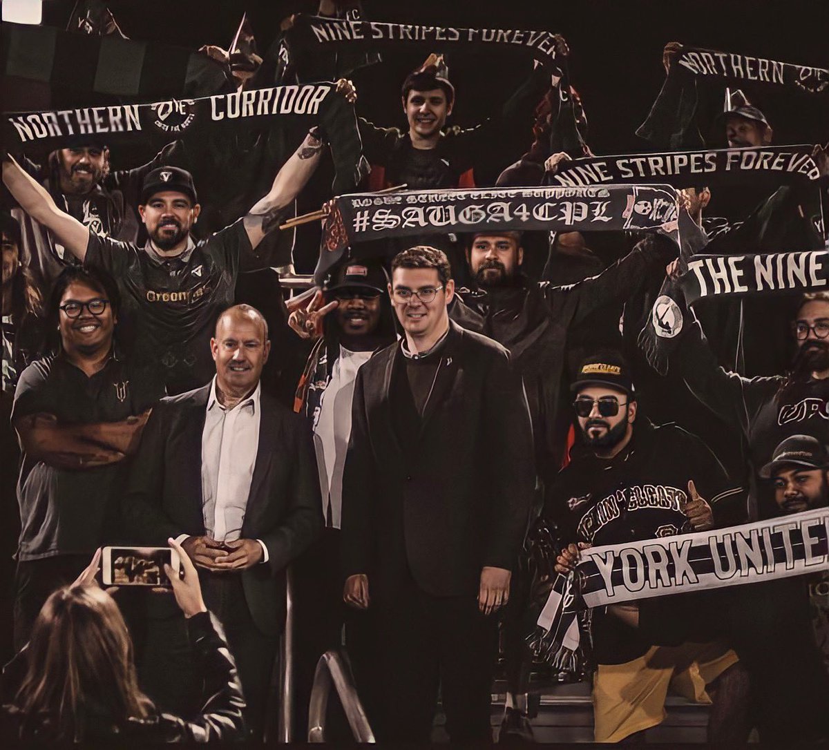 KickinCleats's tweet photo. Amazing to meet the Commissioner @CPLCommish. A big thank you to him and @gusmcnab for taking the time to see us!🙌 
•
•
•
@yorkutdfc 
@NCSGYU 
@COTU_SG 
@elite_rogue https://t.co/58YkJgOOwS
