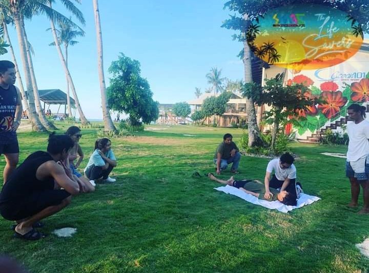 SBOfficial2022's tweet photo. The LIFE SAVERS 🏝️🤎
TRAINING 🎬💫

@BenedixRamos, Andre Galvez, Jen Barangan, @princessjeal, Queenay Mercado, @genesis_redido, @gifer_fernandez

#TheLifeSavers #TrainingInSiargao
#BenedixRamos https://t.co/MbSHN2U6GT