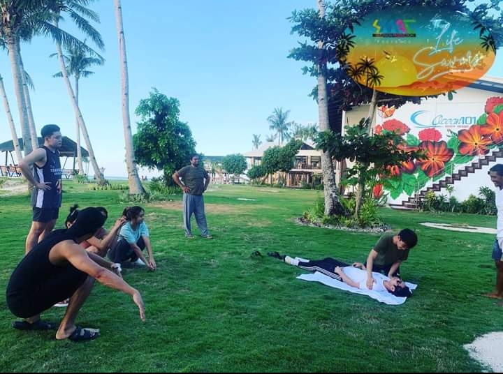 SBOfficial2022's tweet photo. The LIFE SAVERS 🏝️🤎
TRAINING 🎬💫

@BenedixRamos, Andre Galvez, Jen Barangan, @princessjeal, Queenay Mercado, @genesis_redido, @gifer_fernandez

#TheLifeSavers #TrainingInSiargao
#BenedixRamos https://t.co/MbSHN2U6GT