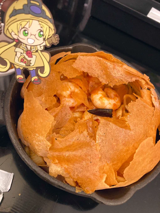 そしてカフェマアアさんのパフェよだれあるパターンとないパターンとどっちくるかなって思ったけどありましたしかも私のは横になんか飛び散ってるファプタのカルピスはツノが最初から沈んでて救出不可能でした…睾丸焼きは辛かった!けど美味しかったです 