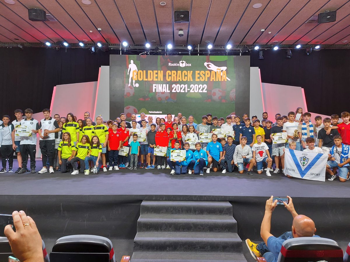 Solo podemos decir ¡GRACIAS! ❤️

#GalaGoldenCrack by <a href="/Rookiebox_com/">Rookiebox</a>