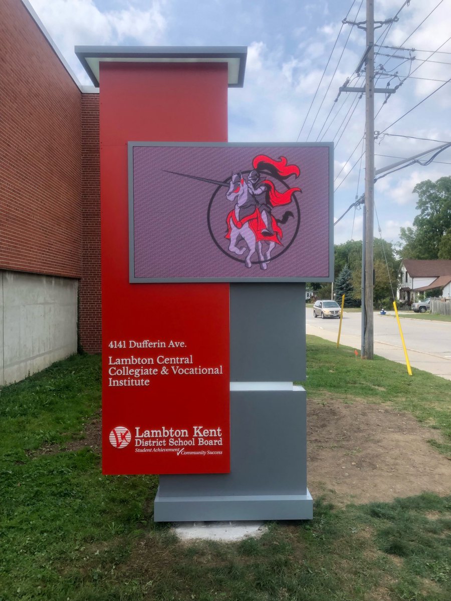 We are so excited to have our new school sign placed in front of our school. Thanks  to everyone who helped make this happen.