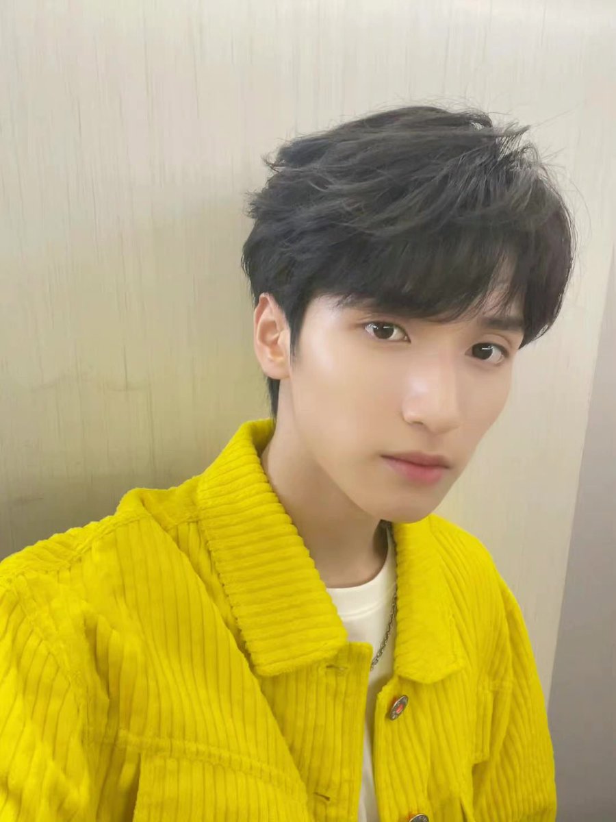 yhxmemory's tweet photo. 220917 옌하오샹 웨이보

一些非日常 ​​​

#严浩翔 #옌하오샹 #YanHaoXiang https://t.co/kzpRxklREr