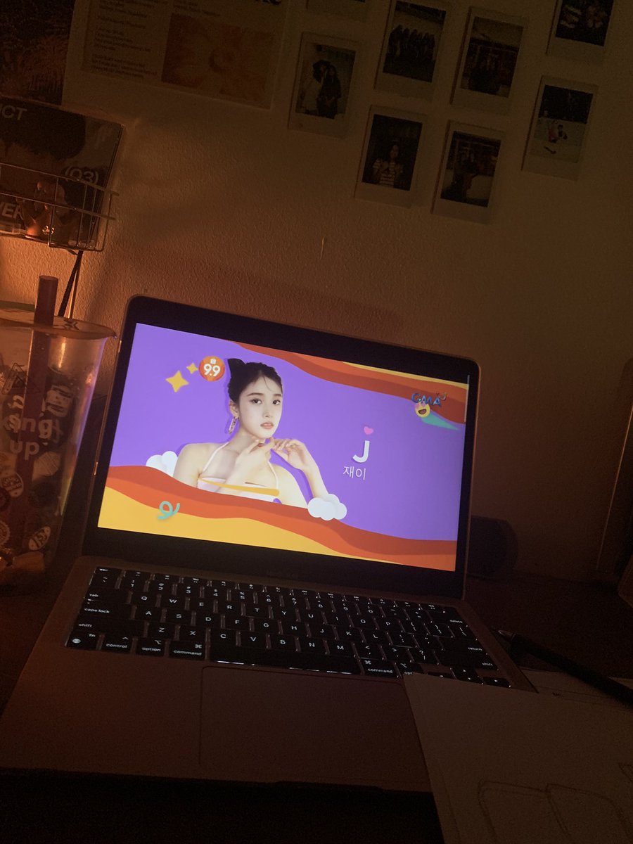 dweebus_belibus's tweet photo. @ShopeePH WE NEED SHOPEE #STAYCRun2Shopee99 https://t.co/48X9TCJWJu