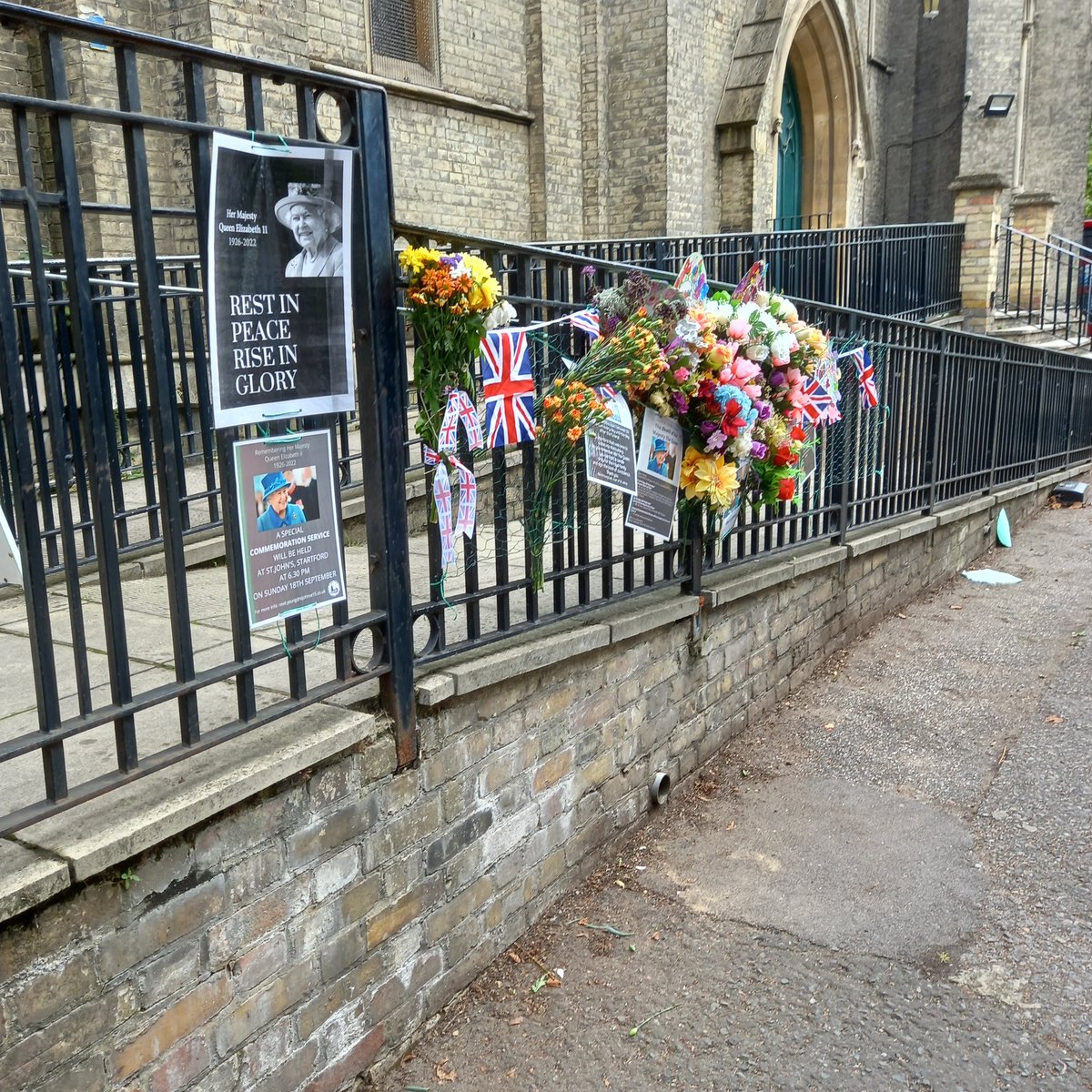 Gideon Burrows - east london renewed tweet media