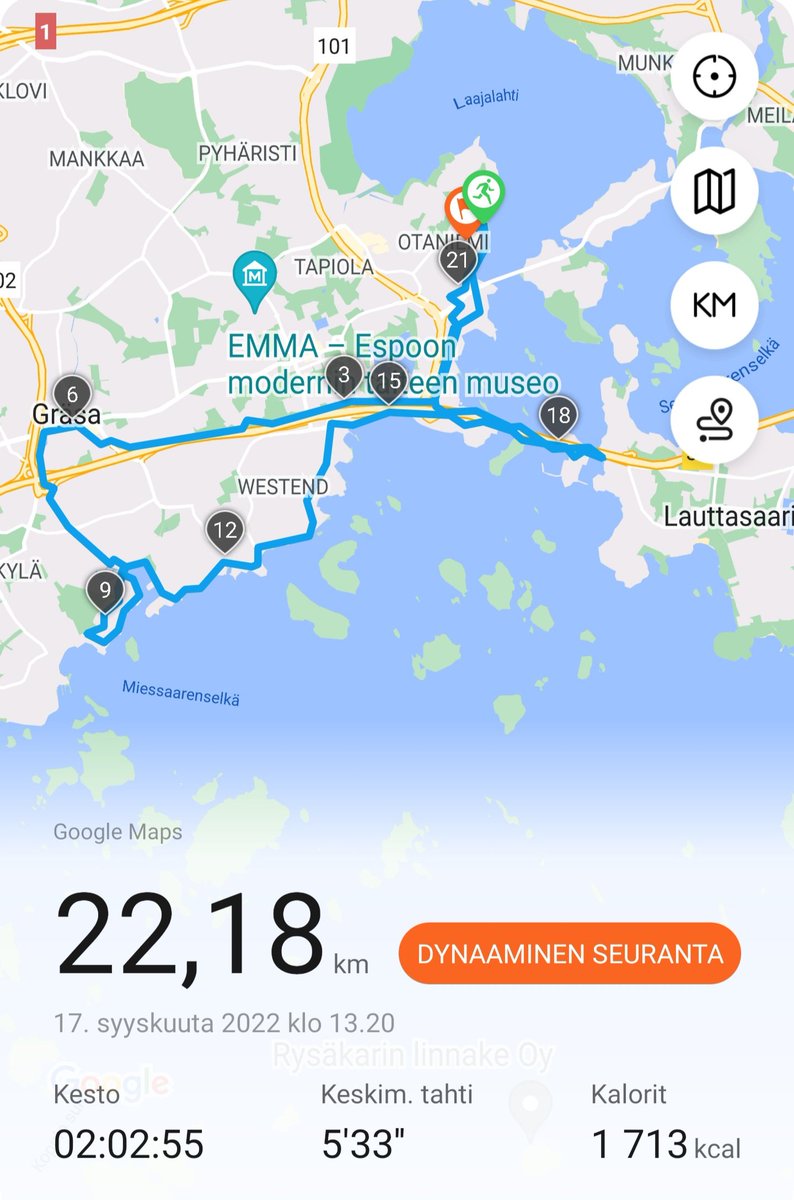 Kj_Eerola's tweet photo. Ai, että! Juoksuhommat hoidettu komeissa syysmaisemissa ✅ Nyt sauna kuumaksi ja viikonlopun viettoon 😎 Rentouttavaa viikonloppua kaikille! #espoonrantamaraton https://t.co/v5DyON88zl