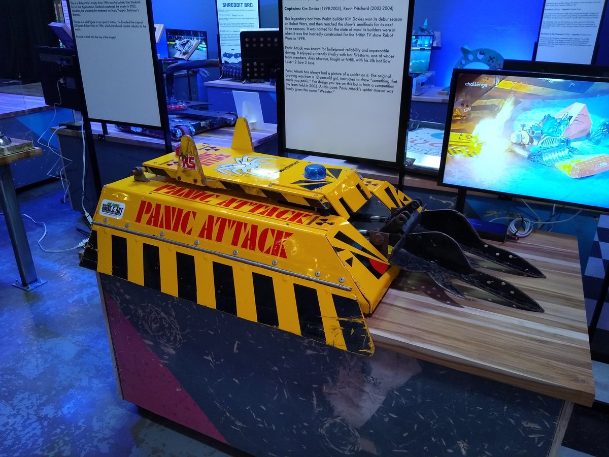 The_HardcoreKid's tweet photo. Panic Attack is All-Norwalk Havoc! #RobotWars https://t.co/FKwaJhxGEE
