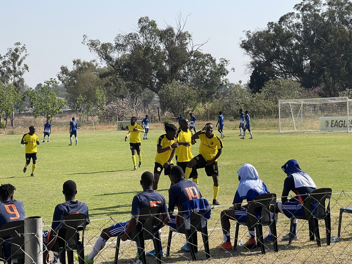 GoldenEaglesZim's tweet photo. Second half off to a flier with a well placed shot from Trevor “Tutu” Bhunu 

48| GEFC 2-0 Karoi United 

#GondoHarishaye🦅 https://t.co/IOy2bO65rv