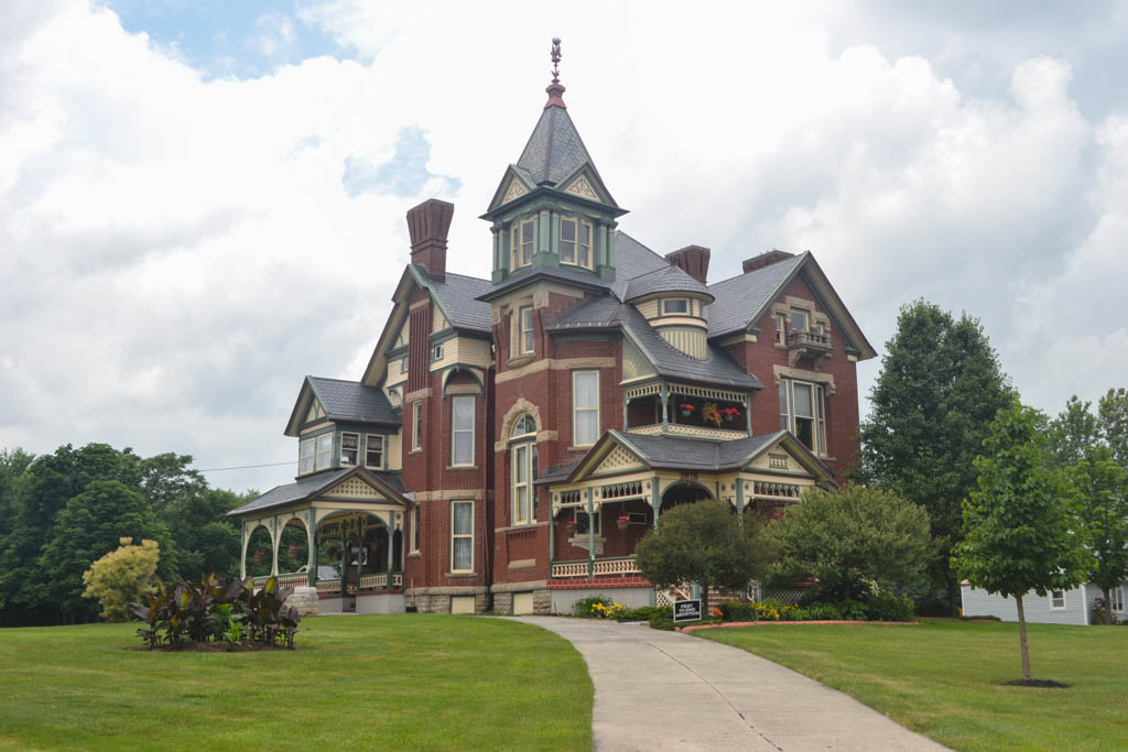 WikiVictorian on Twitter "The Charles H. Bigelow House is a historic