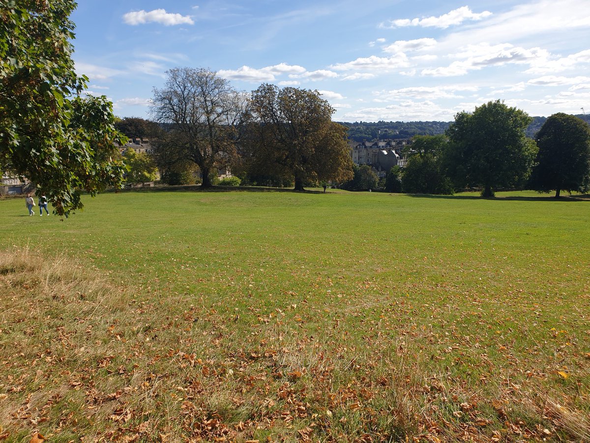One of the last warm sunny Saturdays of the year. Middle of the day. No volleyball. Not even a picnic. Not much of anything. This place should be packed with people enjoying themselves. THREE wasted summers. THREE YEARS of nonsense from a handful of selfish busybodies. ☀️⛳😥