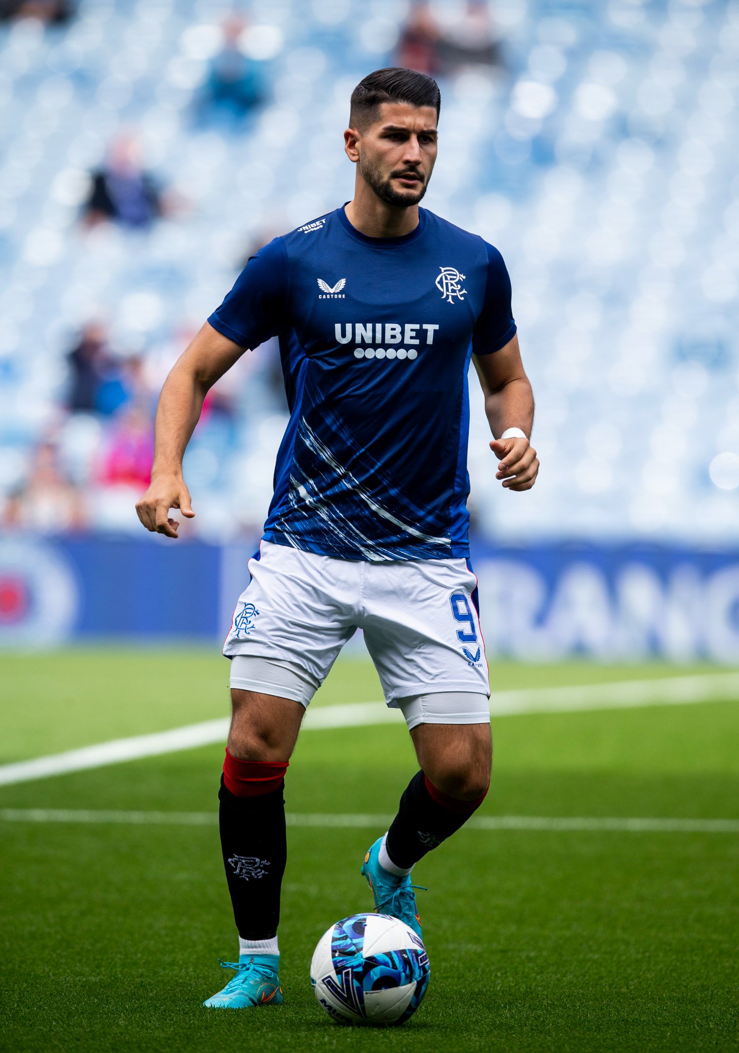 Rangers Football Club on Twitter: "📸 📲 Follow the match live in our