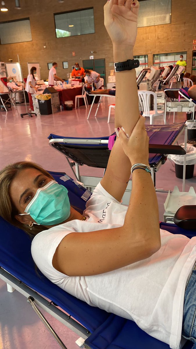 donarsang's tweet photo. Moltes gràcies a tothom qui està venint a la #MSangTgn per donar sang o plasma! La #SantaTecla700 més solidària es viu gràcies a vosaltres! 

Seguim fins les 21:00h ❤ 👇🏻
https://t.co/77ve3tJNFr https://t.co/4gU5TvLu2E
