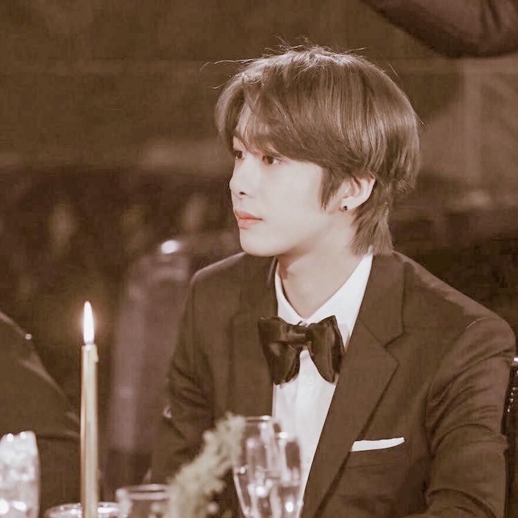 yourlittlecrash's tweet photo. The Age of Hyungwon.
Part 1.

#hyungki
#au
#hyungwon
#kihyun https://t.co/bSJgIlL1rX