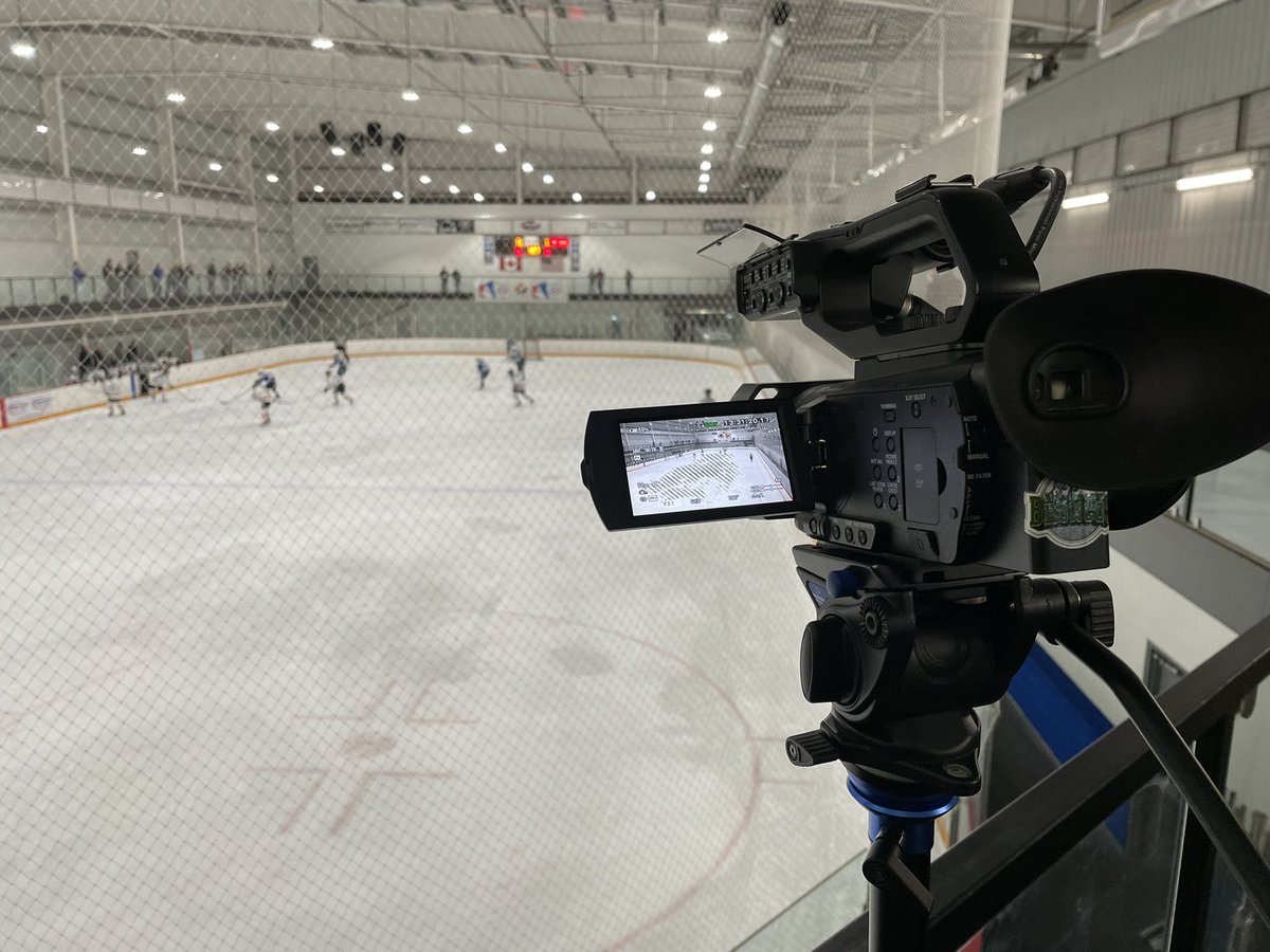 Tons of talent on display at the <a href="/SCJuniorSabres/">𝚂𝚝𝚘𝚗𝚎𝚢 𝙲𝚛𝚎𝚎𝚔 𝚄𝟸𝟸 𝚂𝚊𝚋𝚛𝚎𝚜</a> University Showcase. Currently watching <a href="/GAGirlsHockey/">Gilmour Academy Girls Prep Hockey</a> vs Bluewater U22 AA. #Showcase #NCAA #CIS