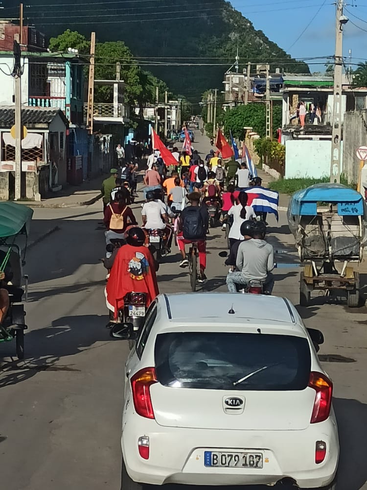 Jóvenes en la bicicletada por el SÍ
#YoVotoSíPorElCódigoDeLasFamilias
