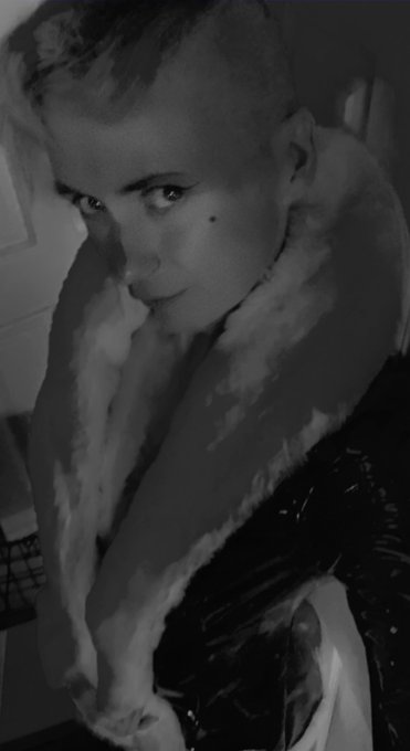 I&rsquo;m ready to wear this jacket out. Picked it up on sale this summer so I haven&rsquo;t had a chance to wear<a href="/tag/newprofilepic"class="tags"><span>#newprofilepic</span></a>