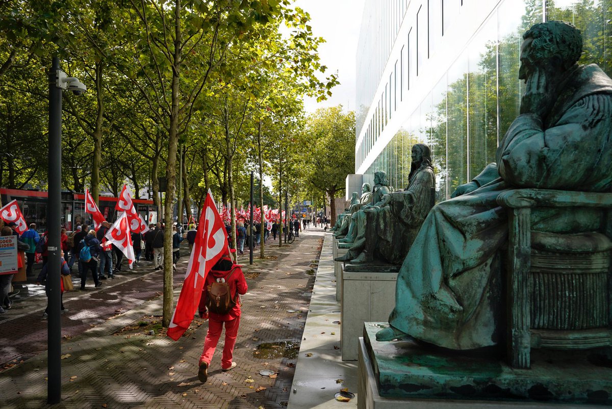 rlits's tweet image. #kostenomlaag #sp Waar is de rechtvaardigheid gebleven?