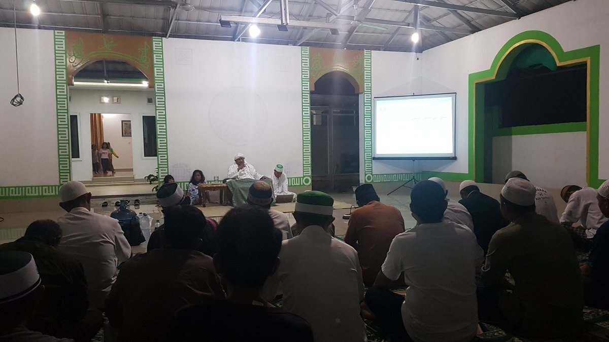 linurulinsan's tweet photo. Pelaksanaan pengajian mingguan tanggal 20 Shafar 1444H/ Sabtu 20 September 2022. Majelis Ilmu dengan Judul Materi "Marifatul Alima". https://t.co/xd9xKY3wfP