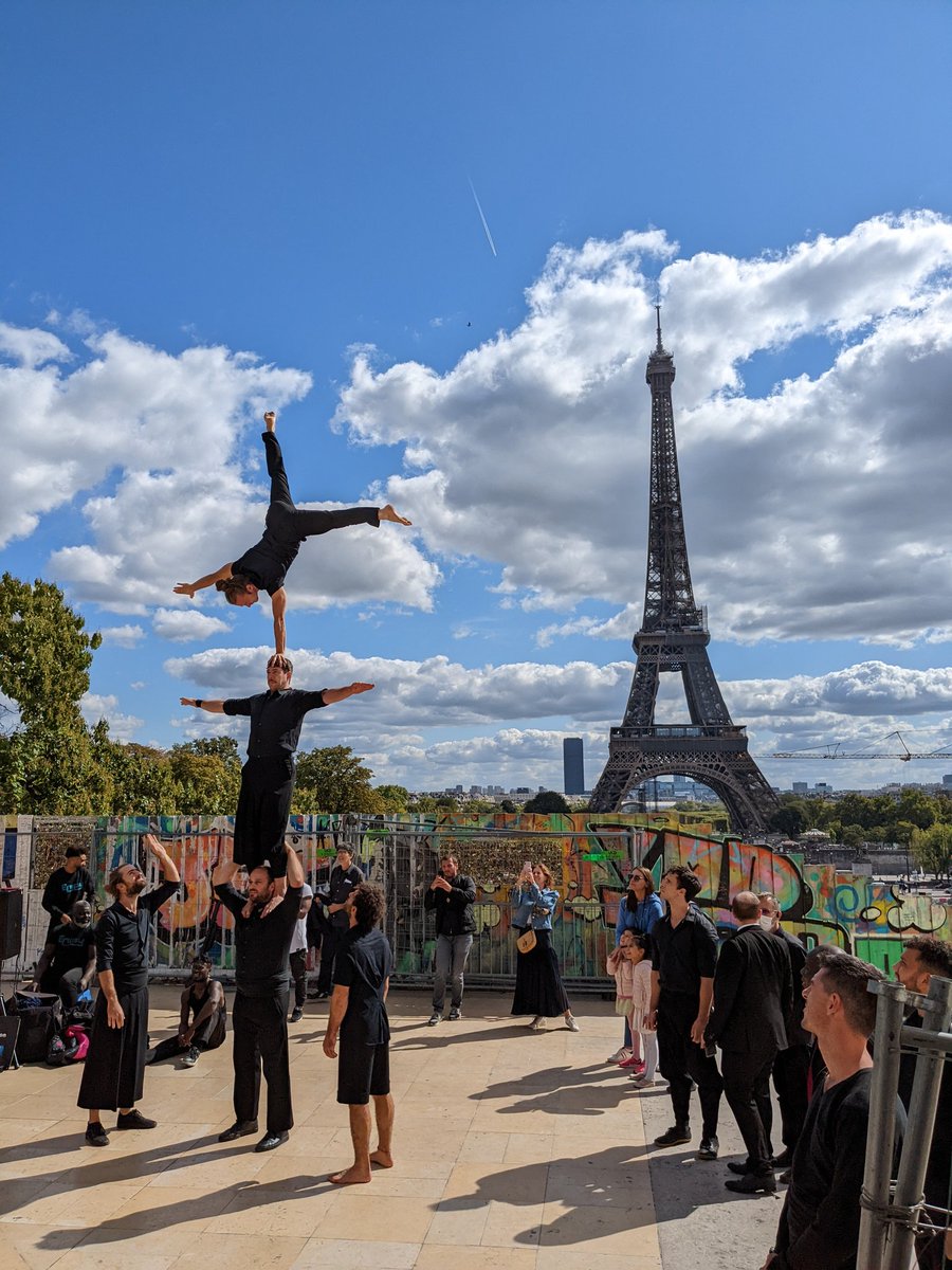 TCroiset's tweet photo. Merci à la #CompagnieXY pour cette superbe visite insolite de @TheatreChaillot @Paris @JEP https://t.co/raTYqxJb65
